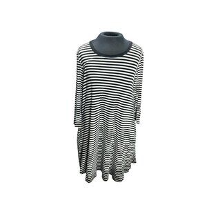 Black & White Striped Soho New York & Company Street Dress M Lightweight Stretch